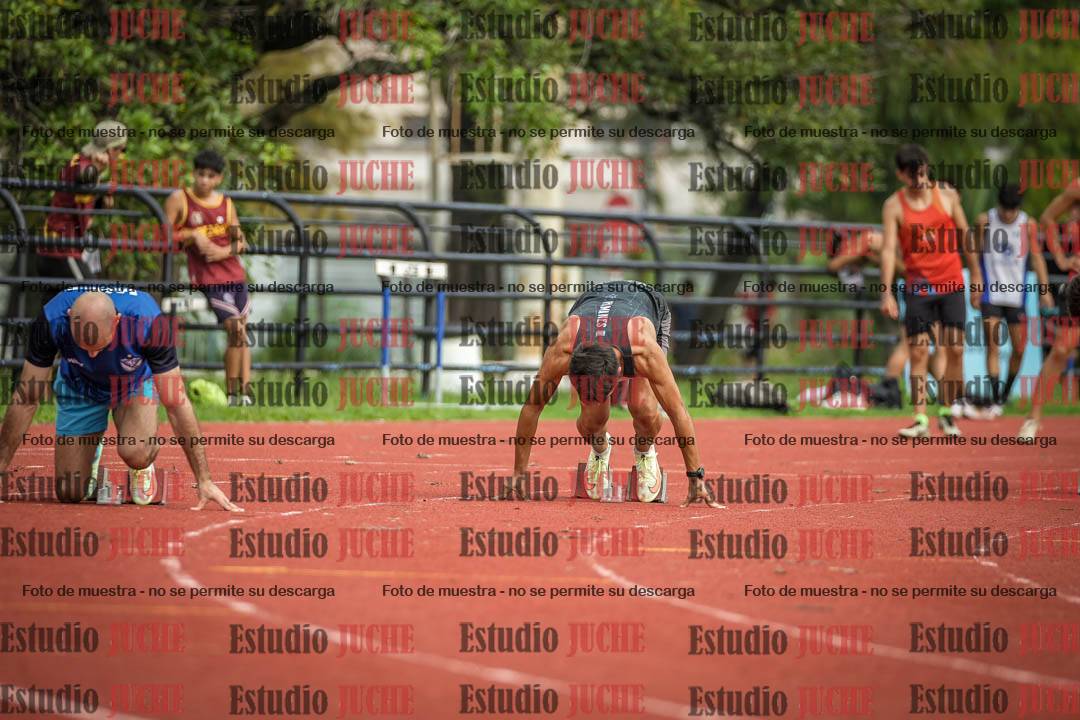 Fotos de los 200 m llanos de varones