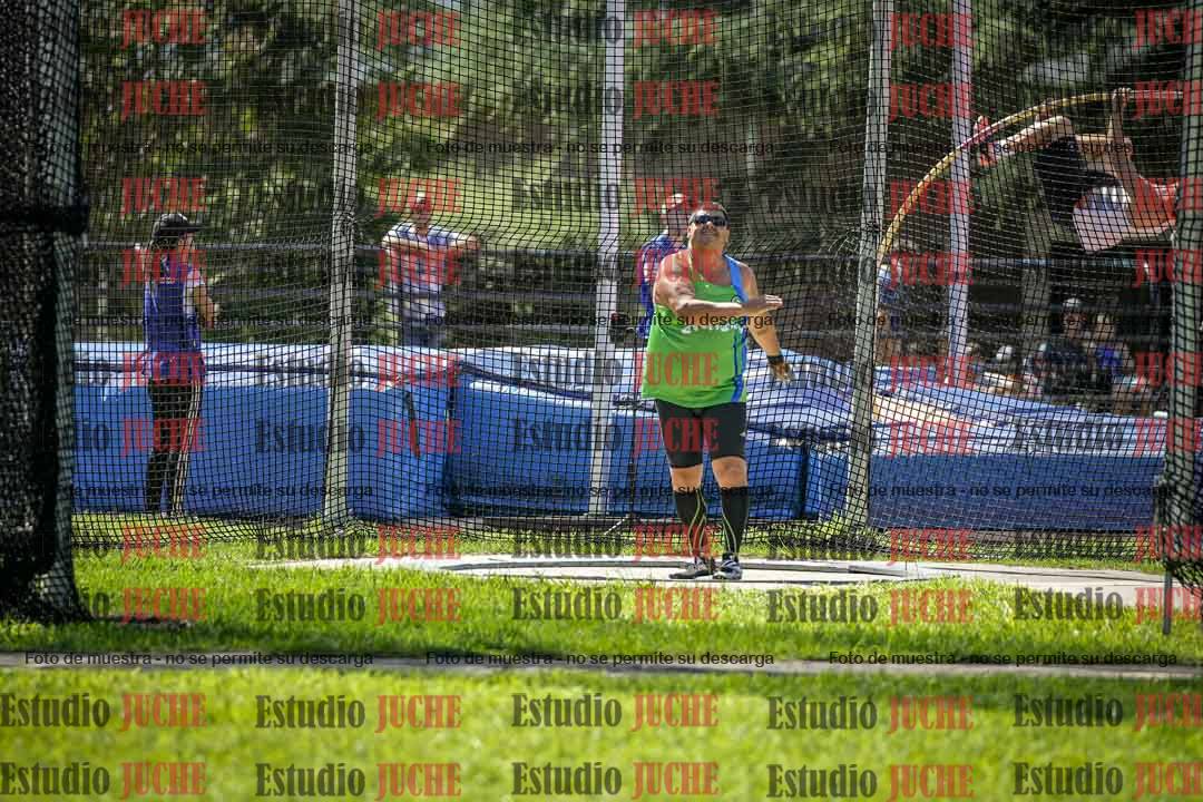 Fotos del lanzamiento de martillo de varones