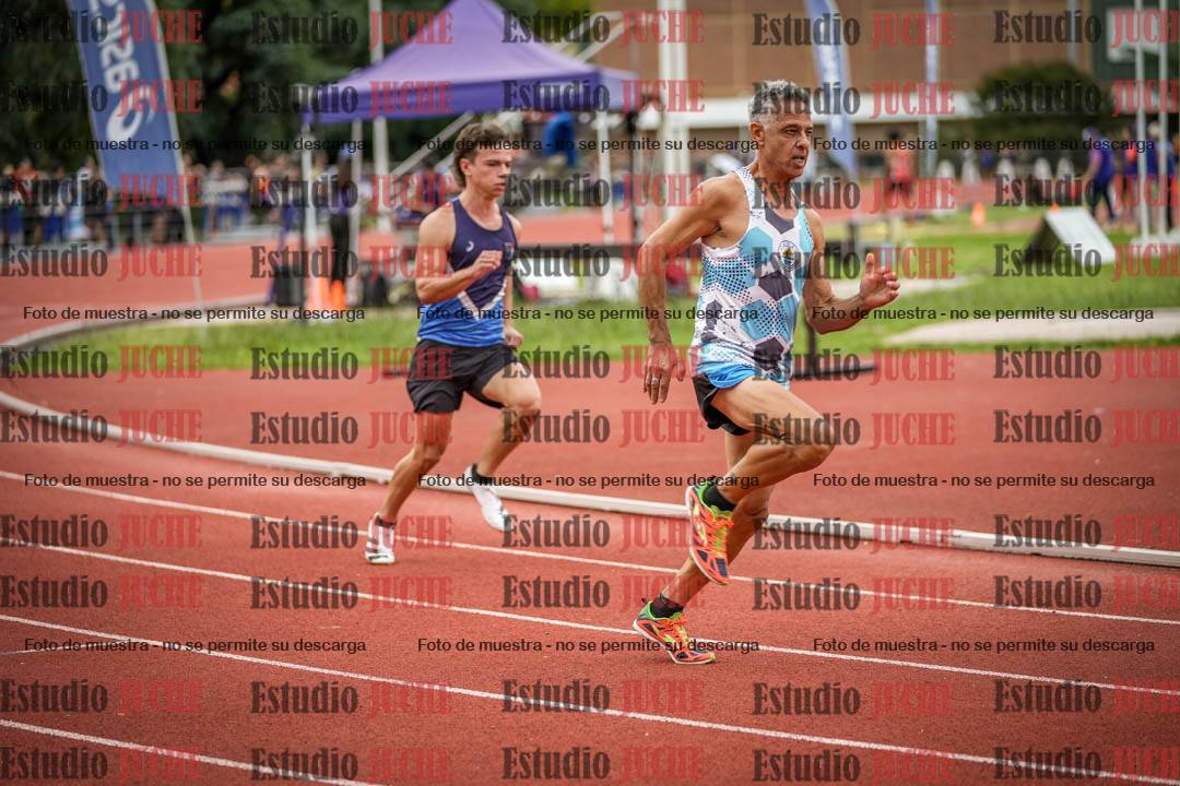 Fotos de los 400 m llanos de varones