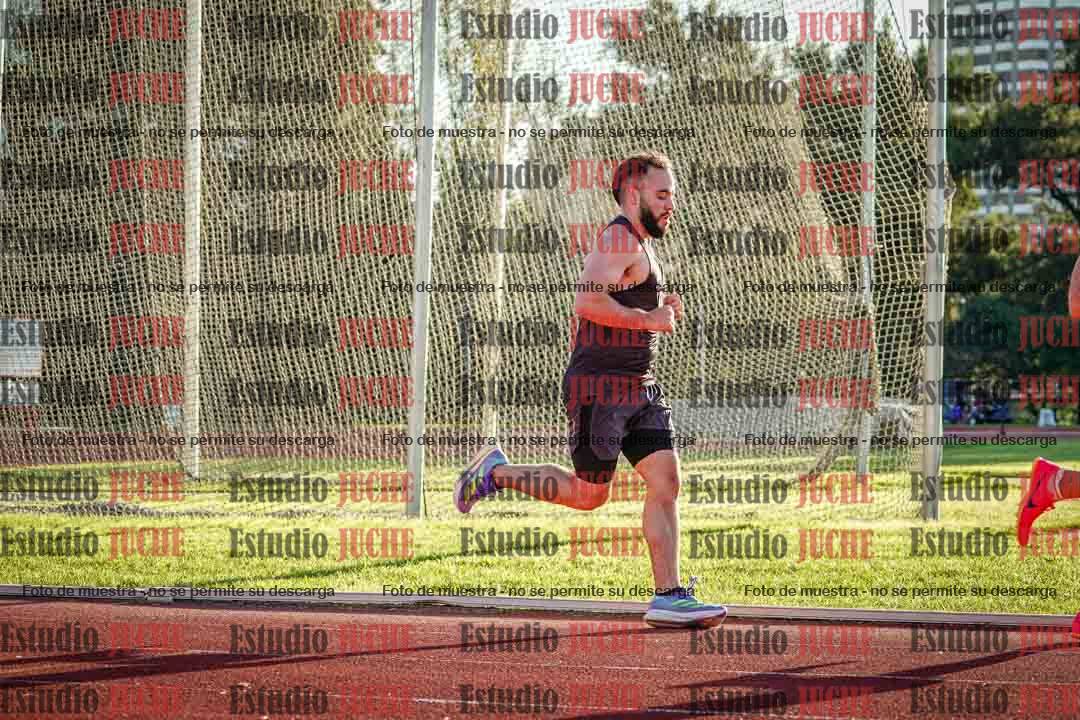 Fotos de los 3000 m llanos de varones