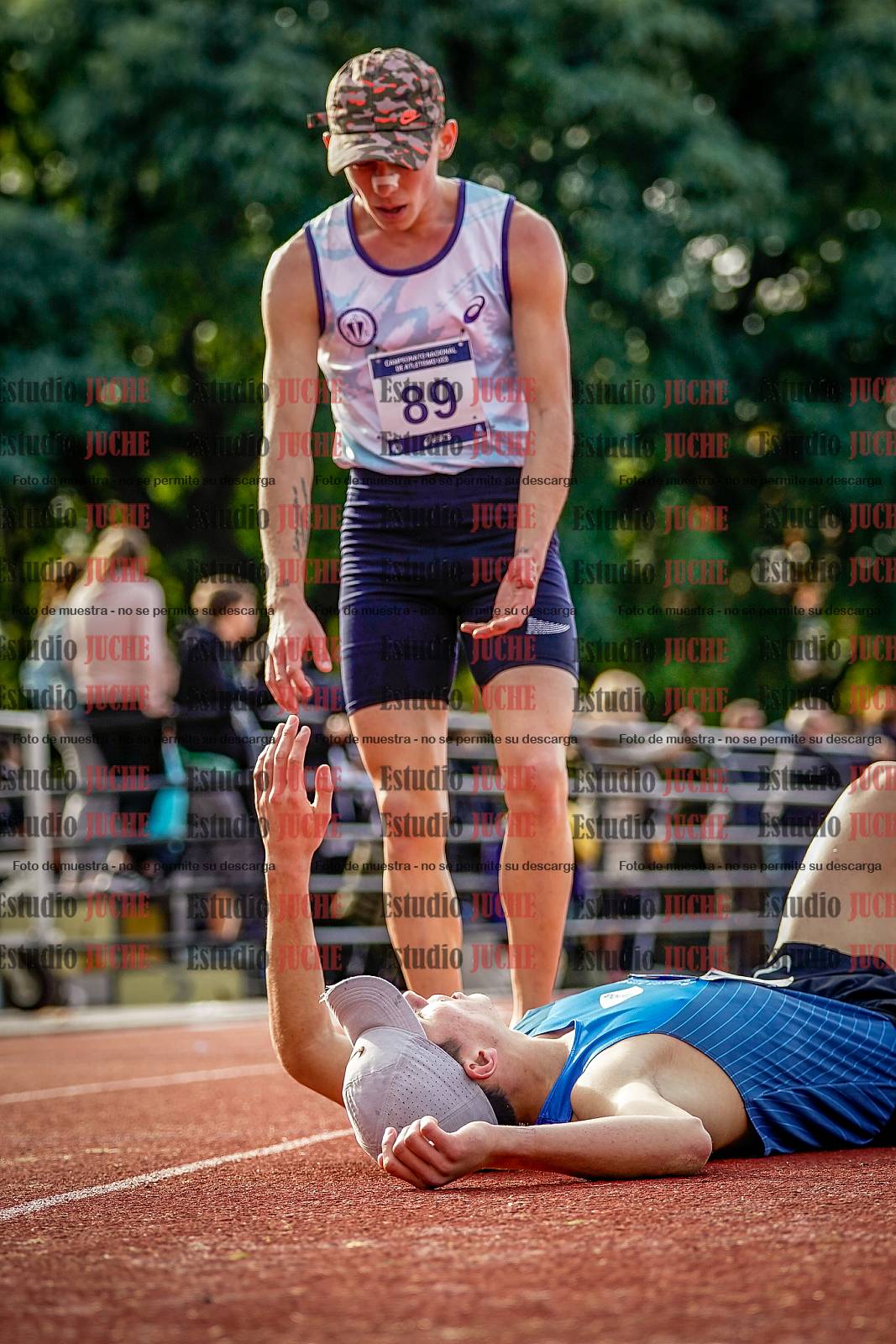 Fotos de los 3000 m con obstáculos de varones
