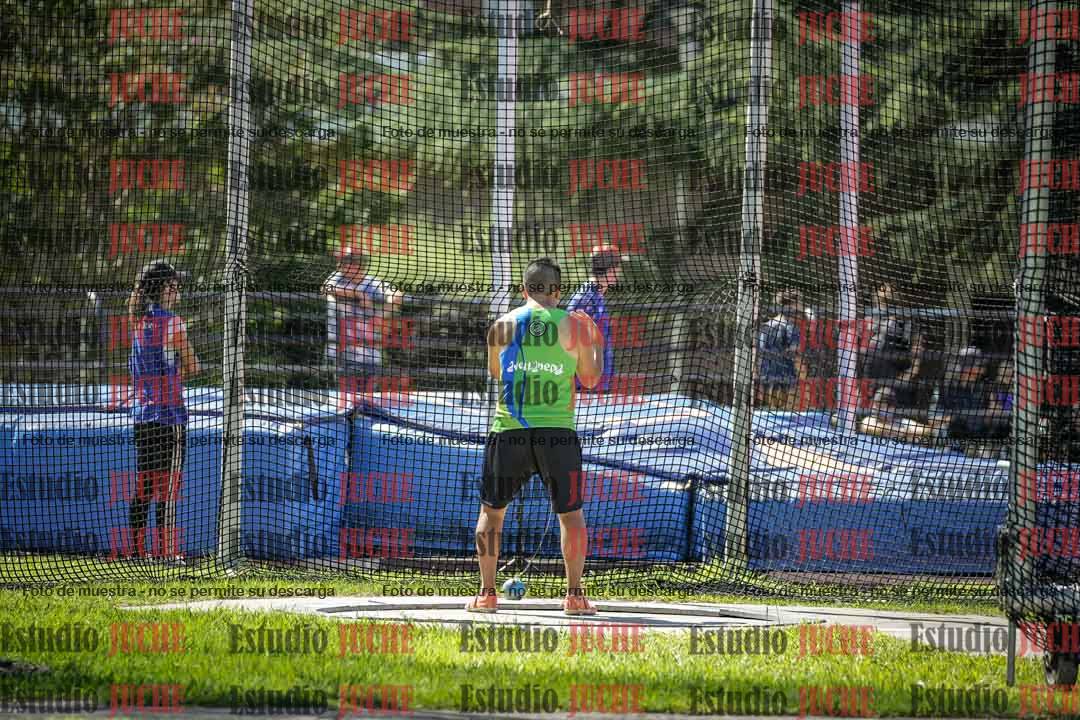 Fotos del lanzamiento de martillo de varones
