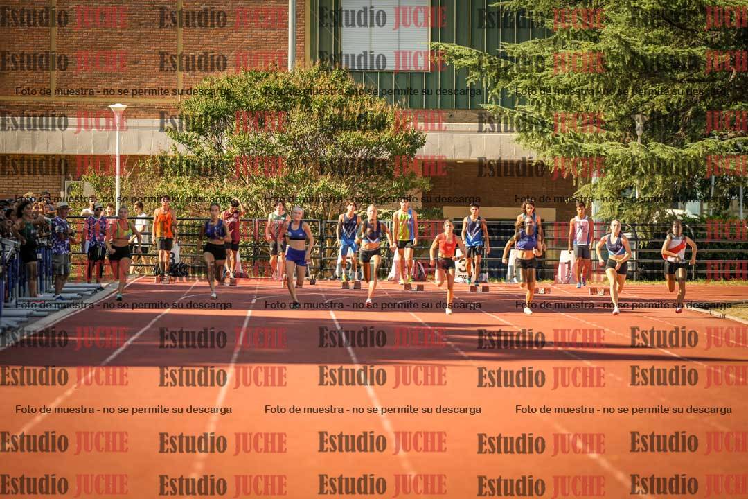 Fotos de los 100 m llanos de mujeres - FINAL U20
