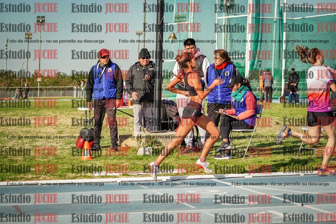 Fotos de los 1500 m llanos de mujeres