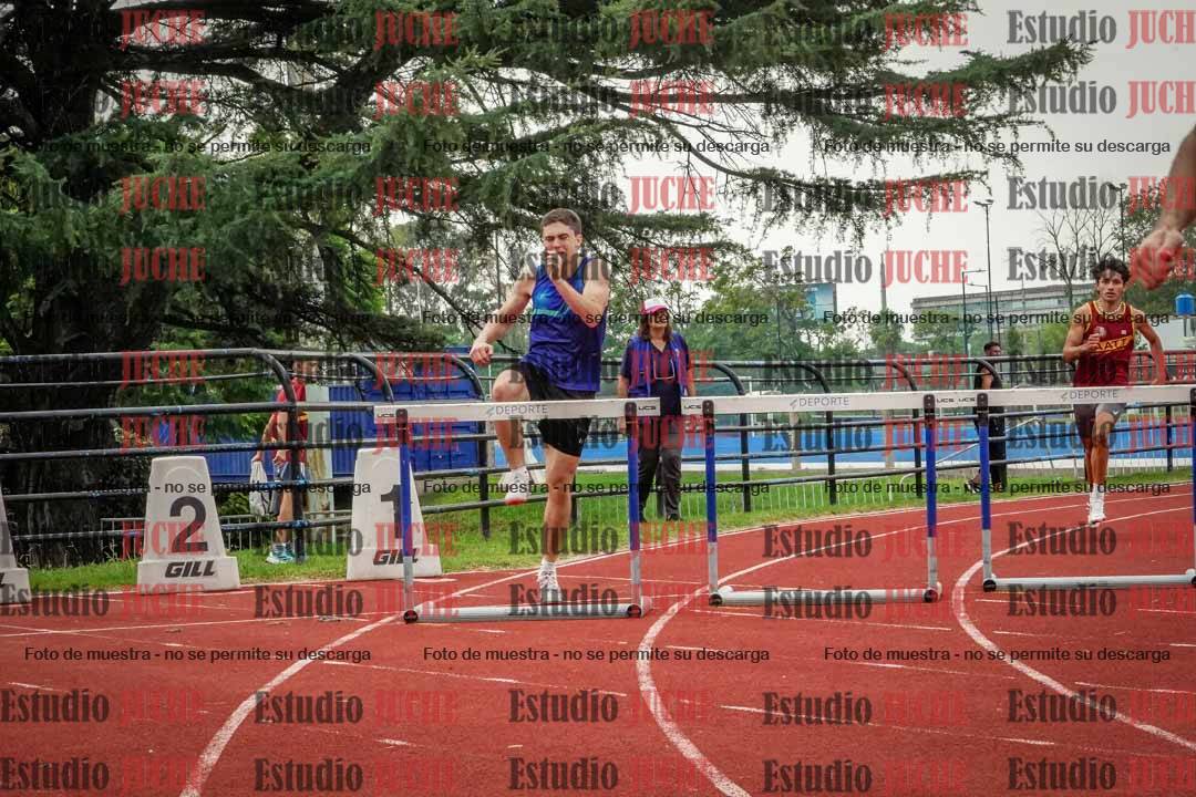 Fotos de los 400 m con vallas de varones