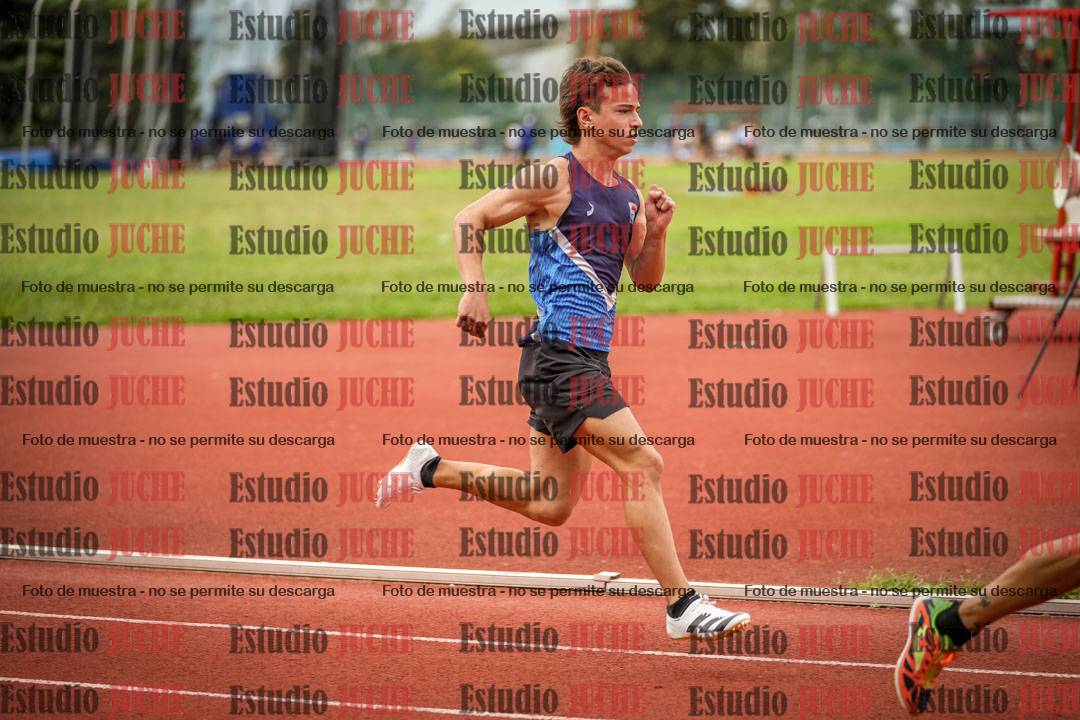Fotos de los 400 m llanos de varones