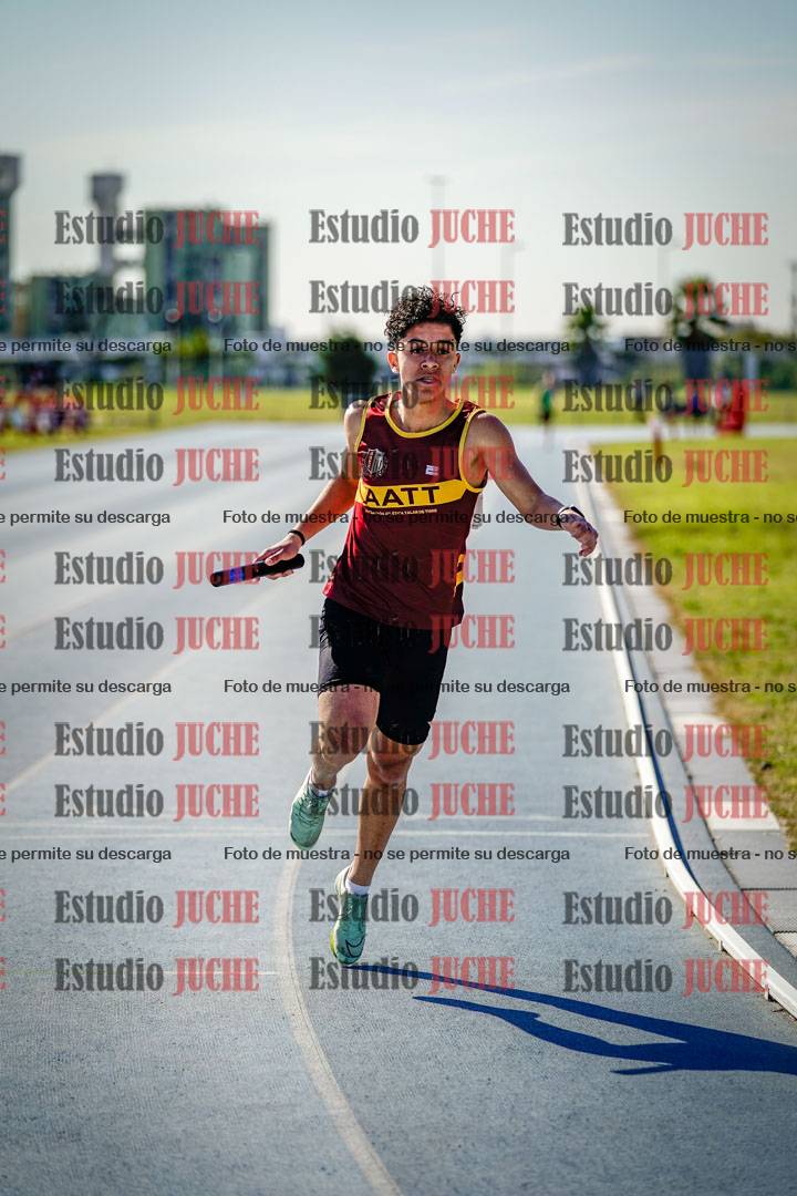 Fotos de las postas 8x300 m mixtas