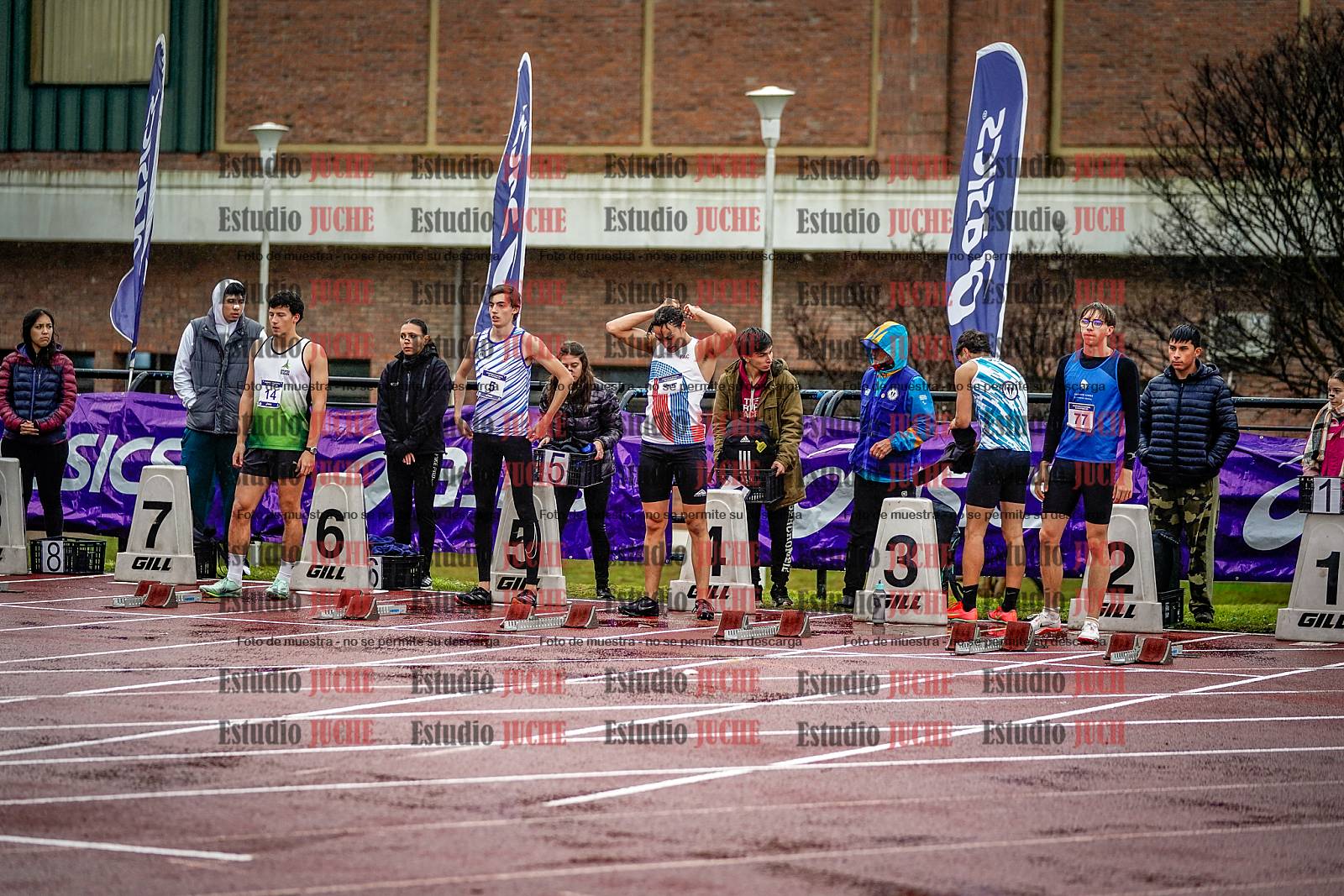 Fotos de los 110 m con vallas de varones - FINAL