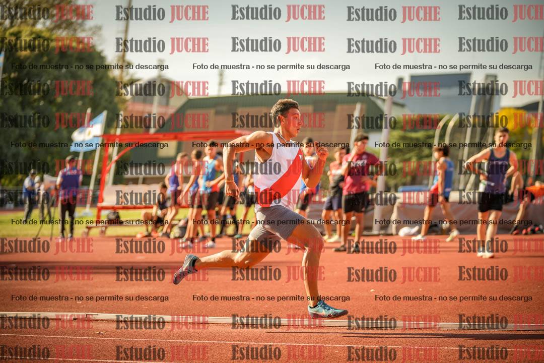 Fotos de los 400 m llanos de varones