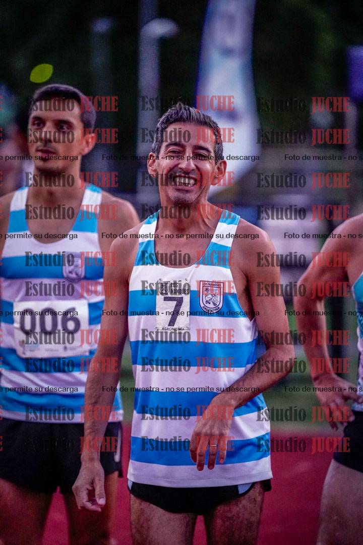 Fotos de los 1500 m llanos de varones