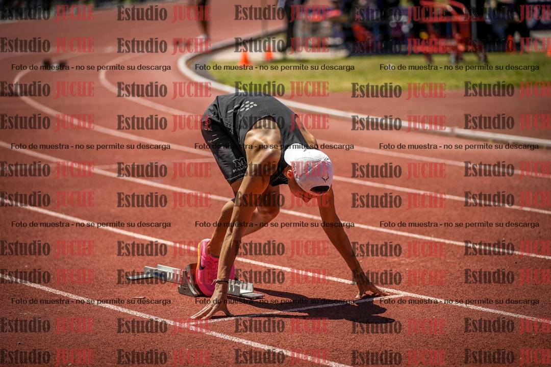 Fotos de los 400 m llanos de varones