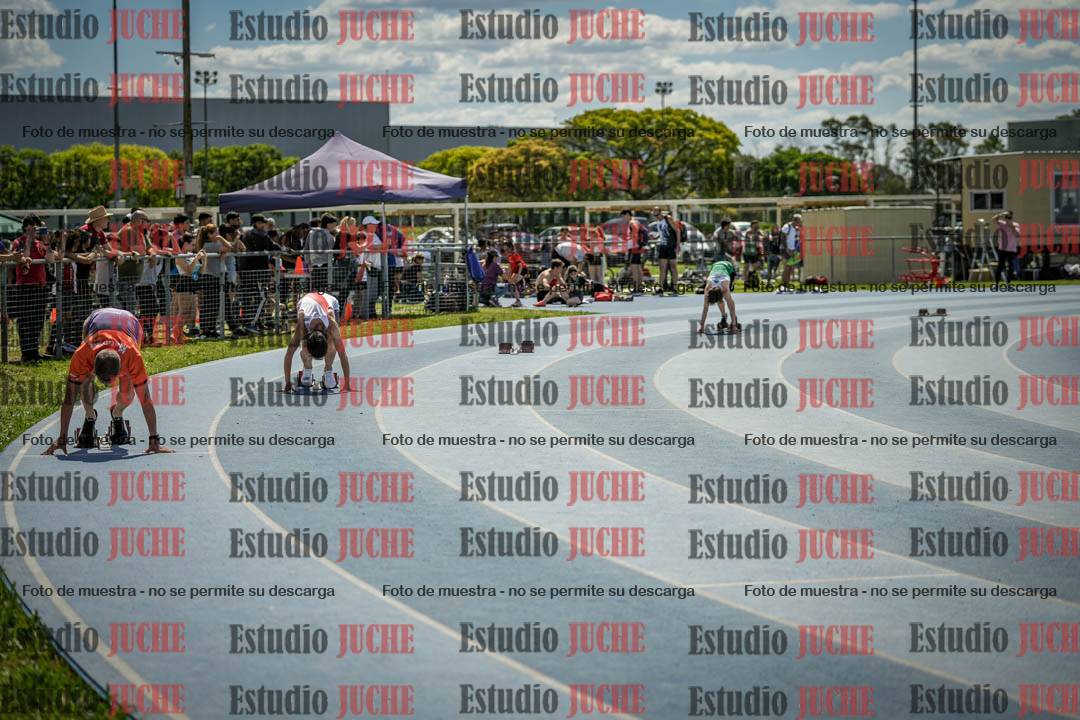 Fotos de los 400 m llanos de varones