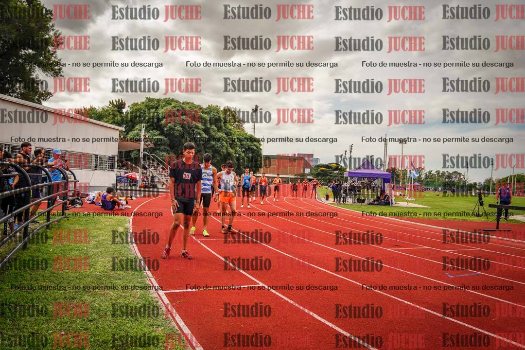 Fotos de los 800 m de varones
