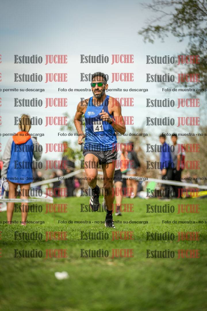 Fotos de la llegada del cross de 8000 m