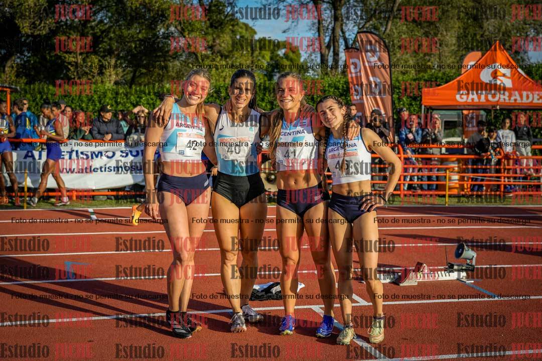 Fotos de algunos extras y podios del día 3