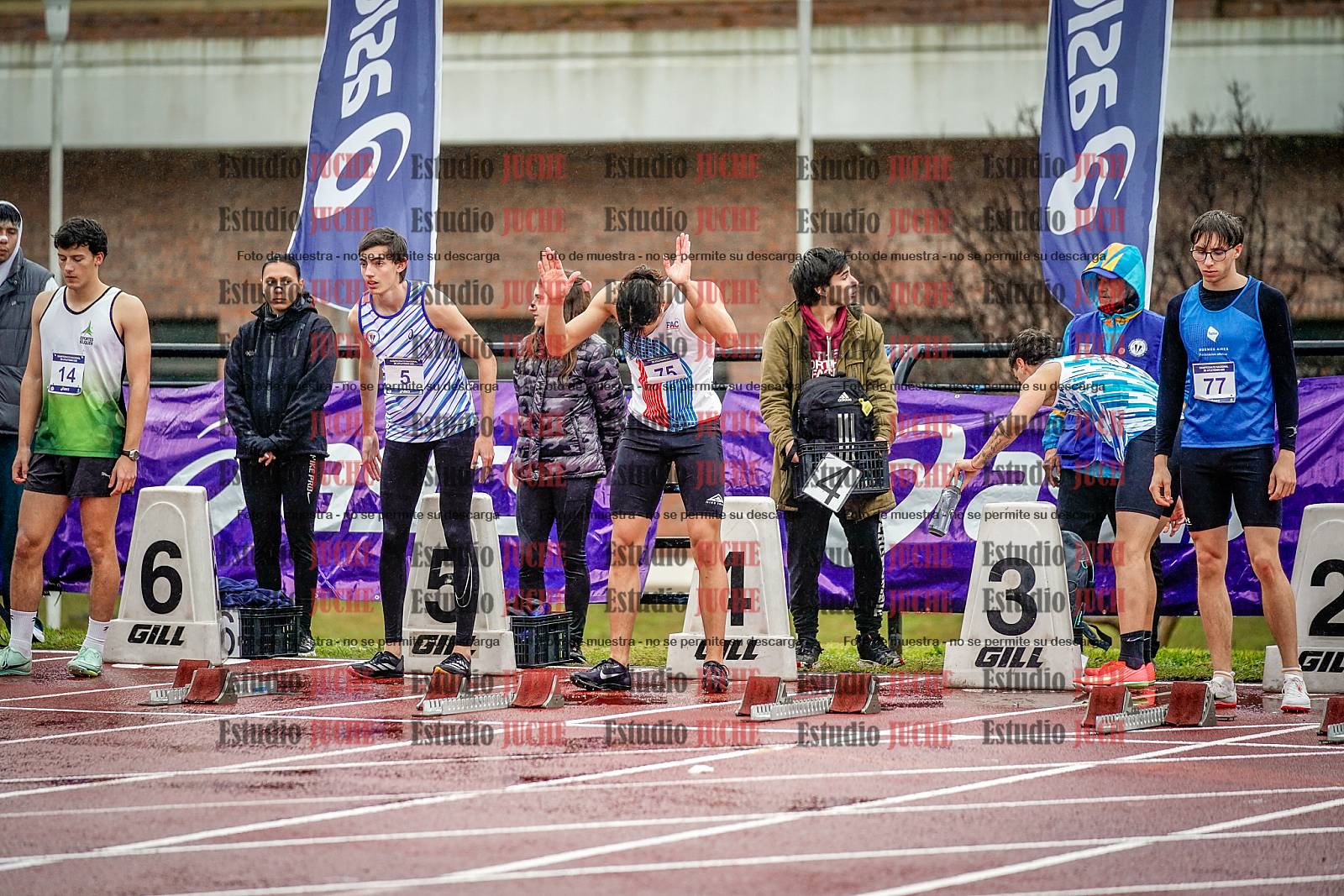 Fotos de los 110 m con vallas de varones - FINAL