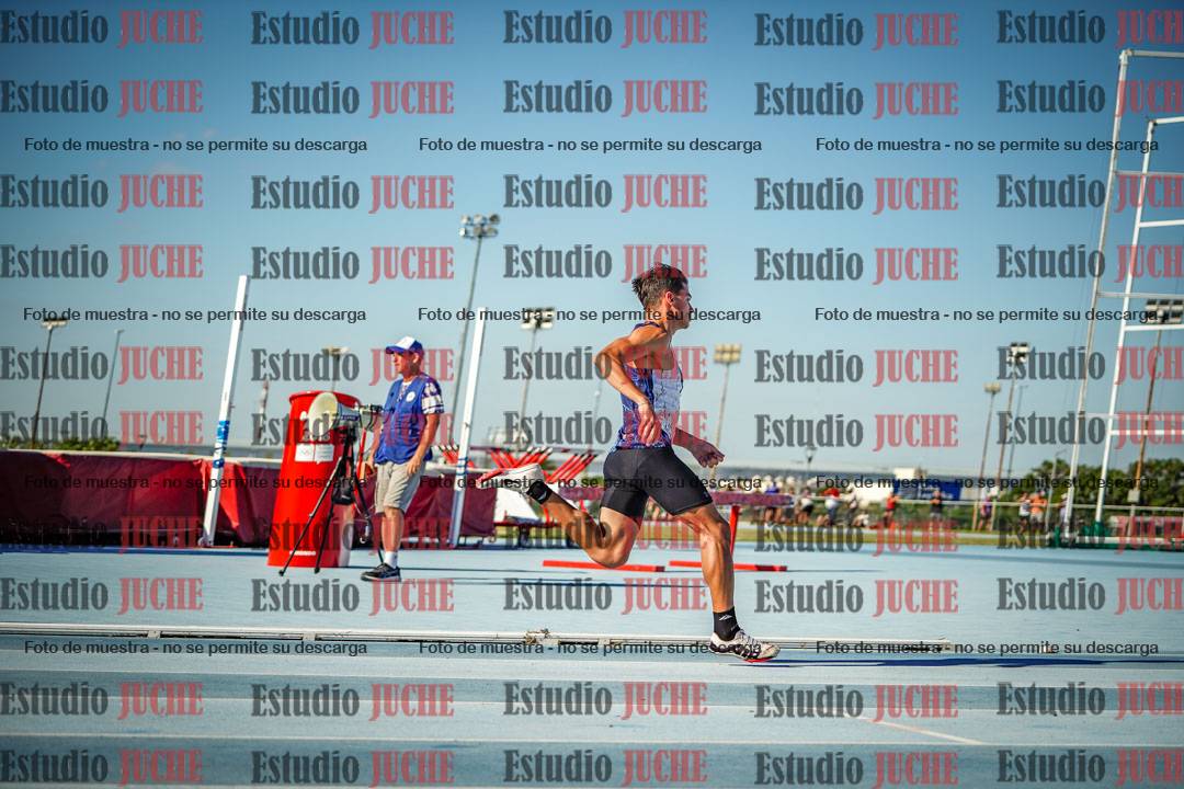 Fotos de los 400 m llanos de varones