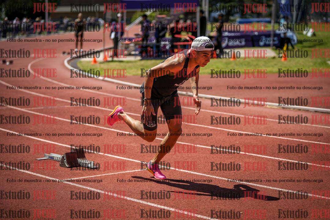 Fotos de los 400 m llanos de varones