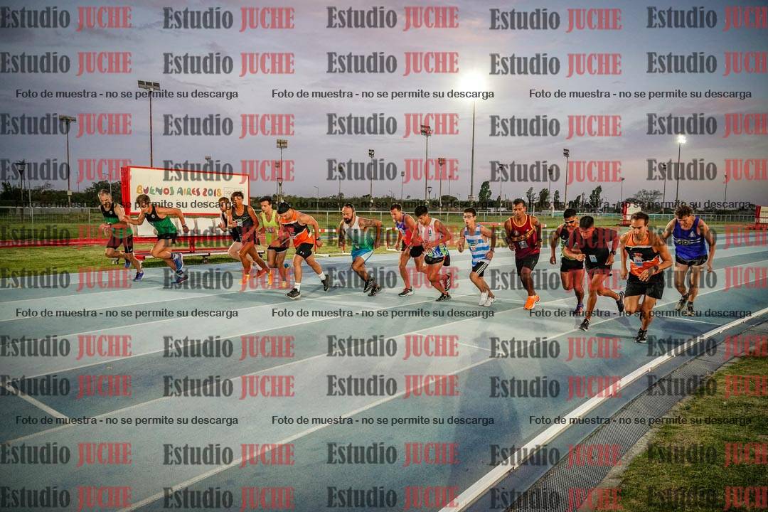 Fotos de los 3000 m llanos de varones