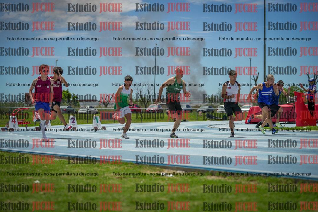 Fotos de los 100 m llanos de varones
