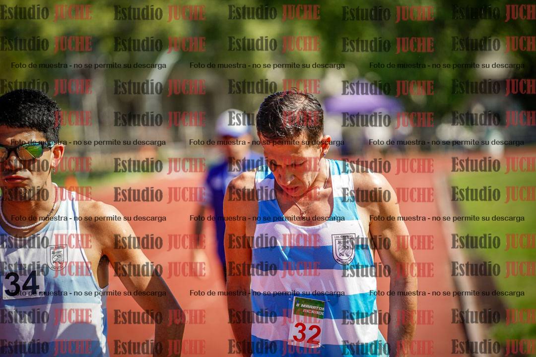 Fotos de los 5000 m llanos de mujeres y varones