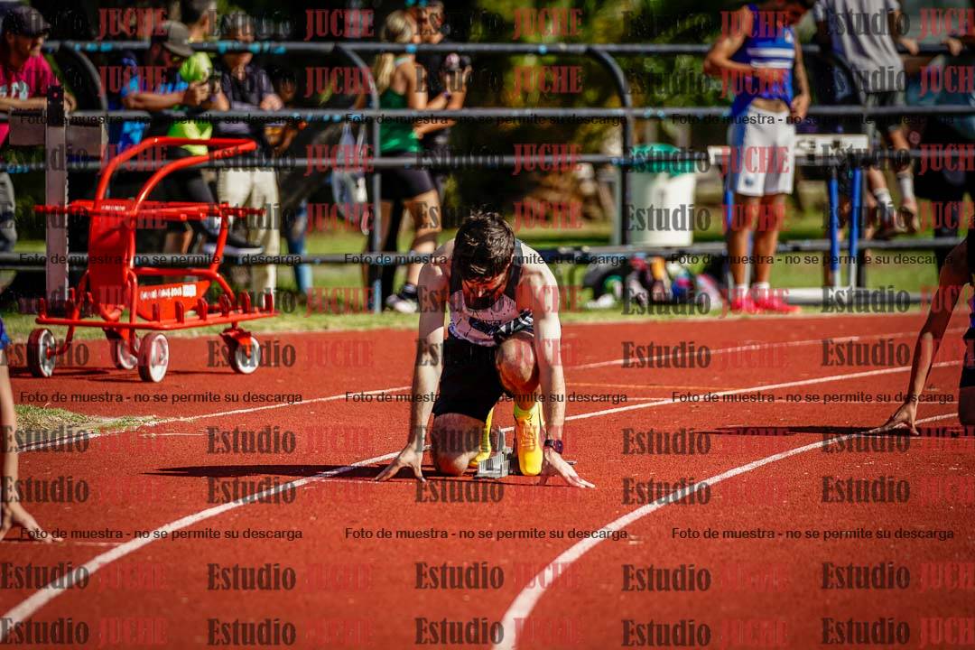 Fotos de los 200 m llanos de varones