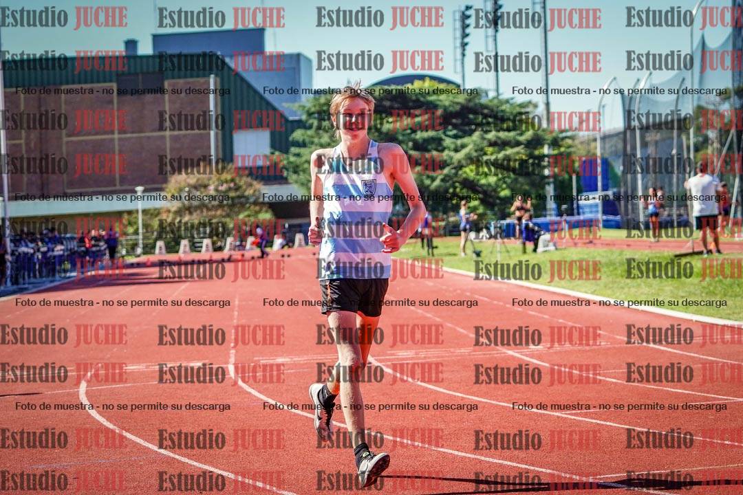 Fotos de los 80 m de varones