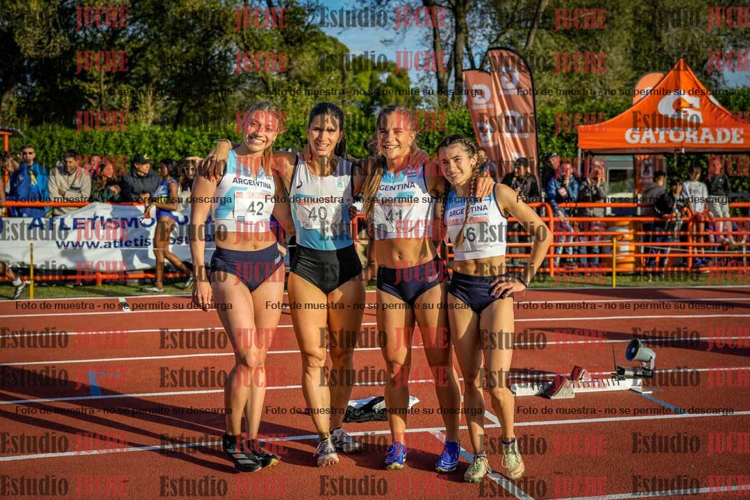 Fotos de algunos extras y podios del día 3