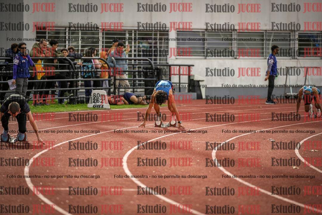 Fotos de los 400 m llanos de varones