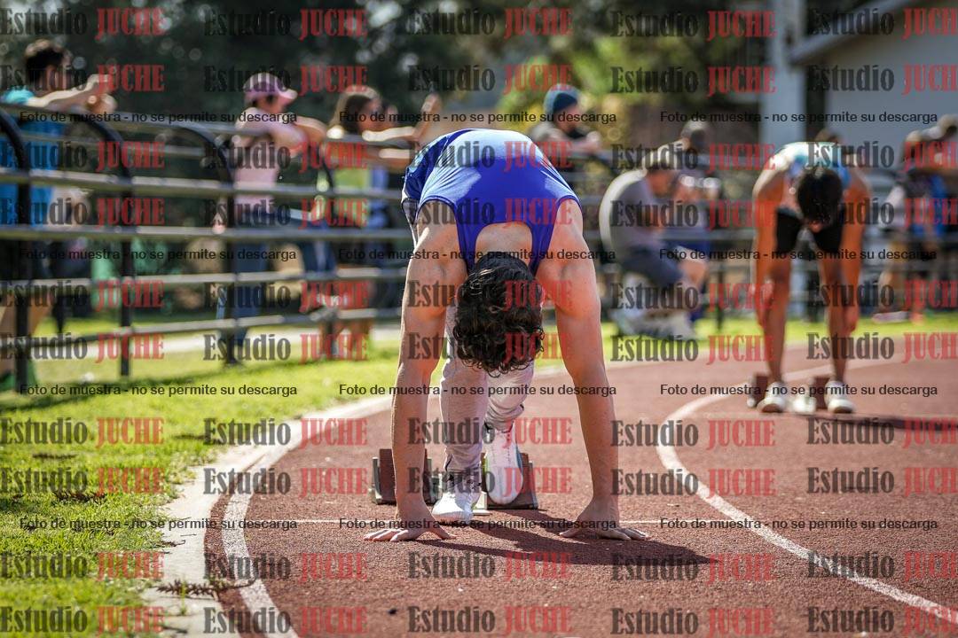 Fotos de los 400 m llanos de varones