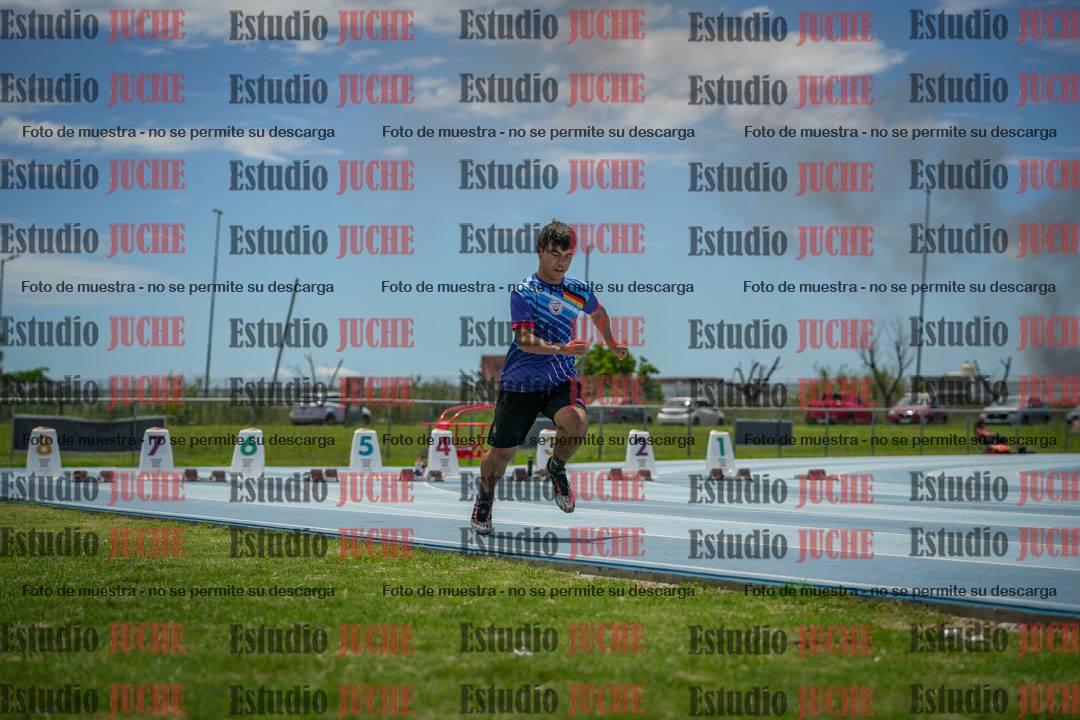 Fotos de los 100 m llanos de varones