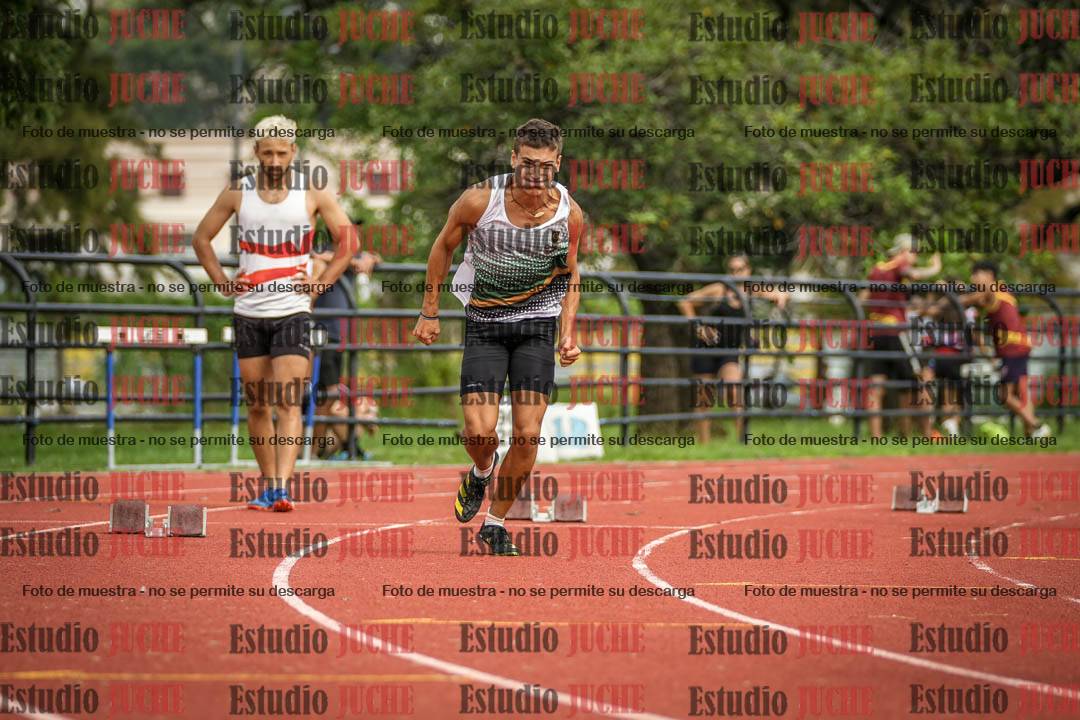Fotos de los 200 m llanos de varones