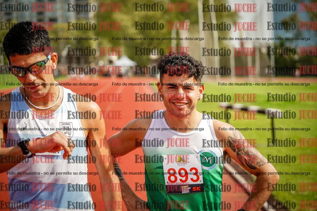Fotos de los 3000 m llanos de varones