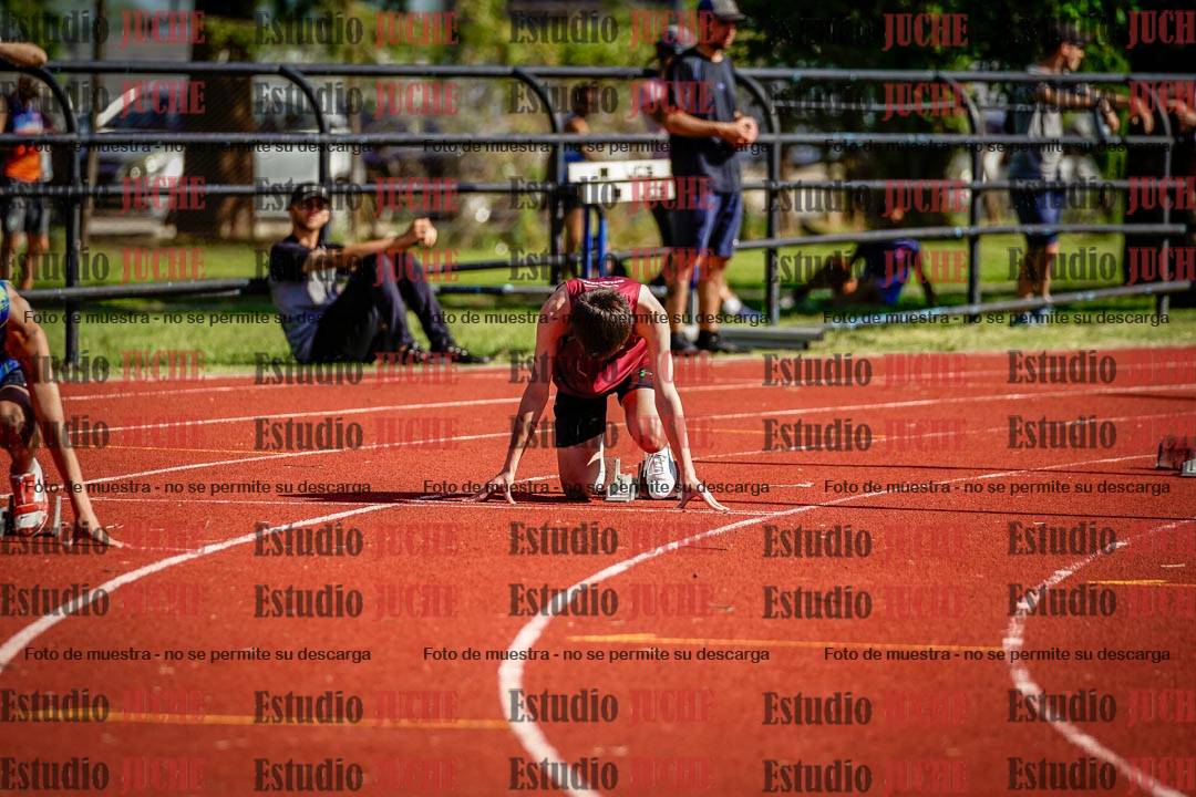 Fotos de los 200 m llanos de varones