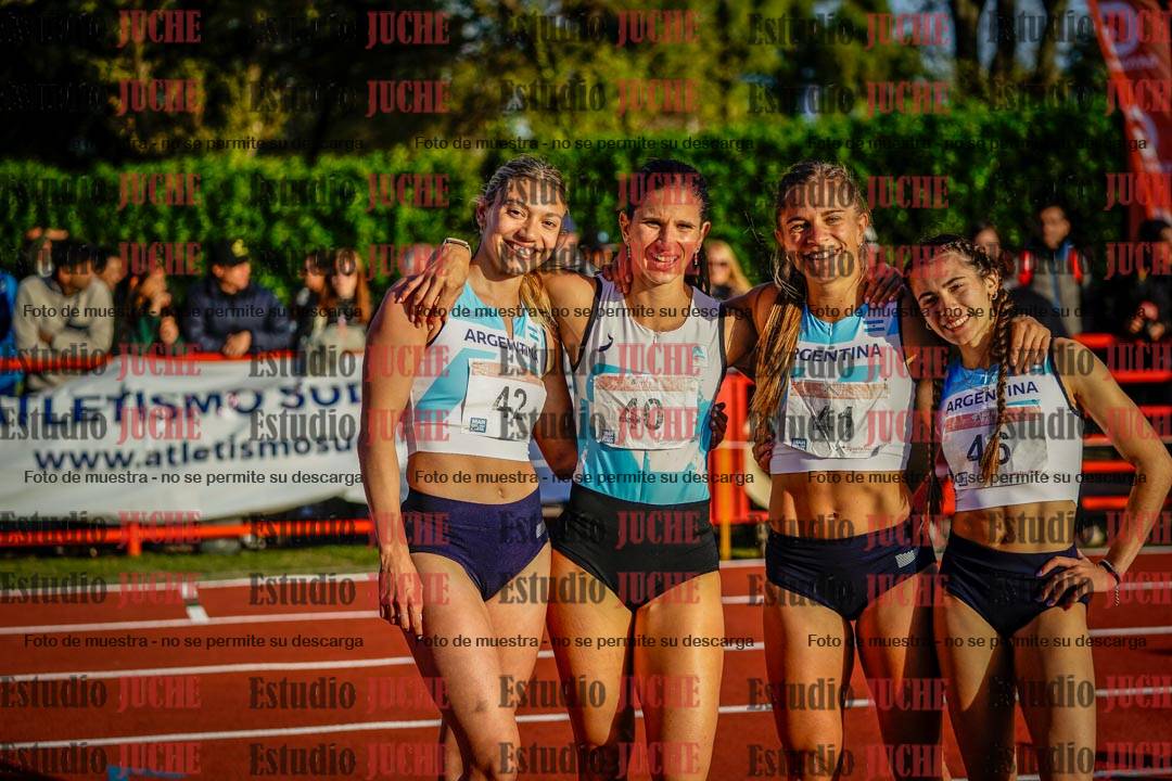 Fotos de algunos extras y podios del día 3
