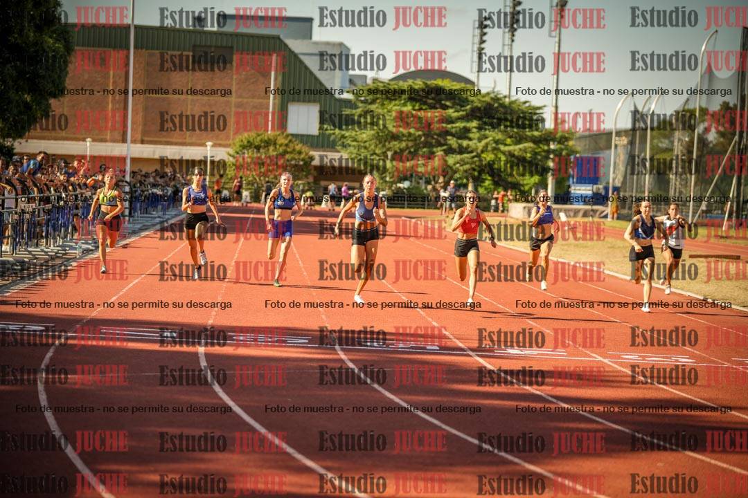 Fotos de los 100 m llanos de mujeres - FINAL U20