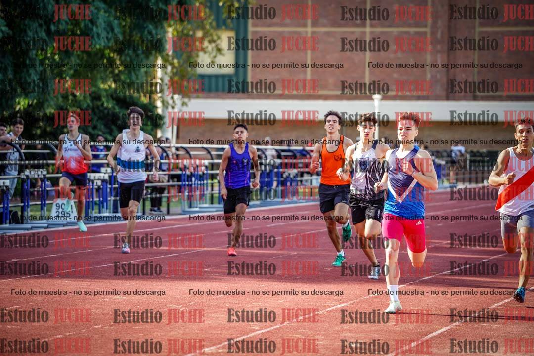 Fotos de los 400 m llanos de varones