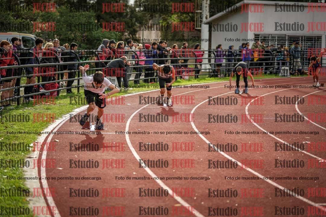 Fotos de los 400 m llanos de varones