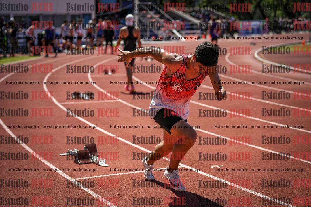 Fotos de los 400 m llanos de varones