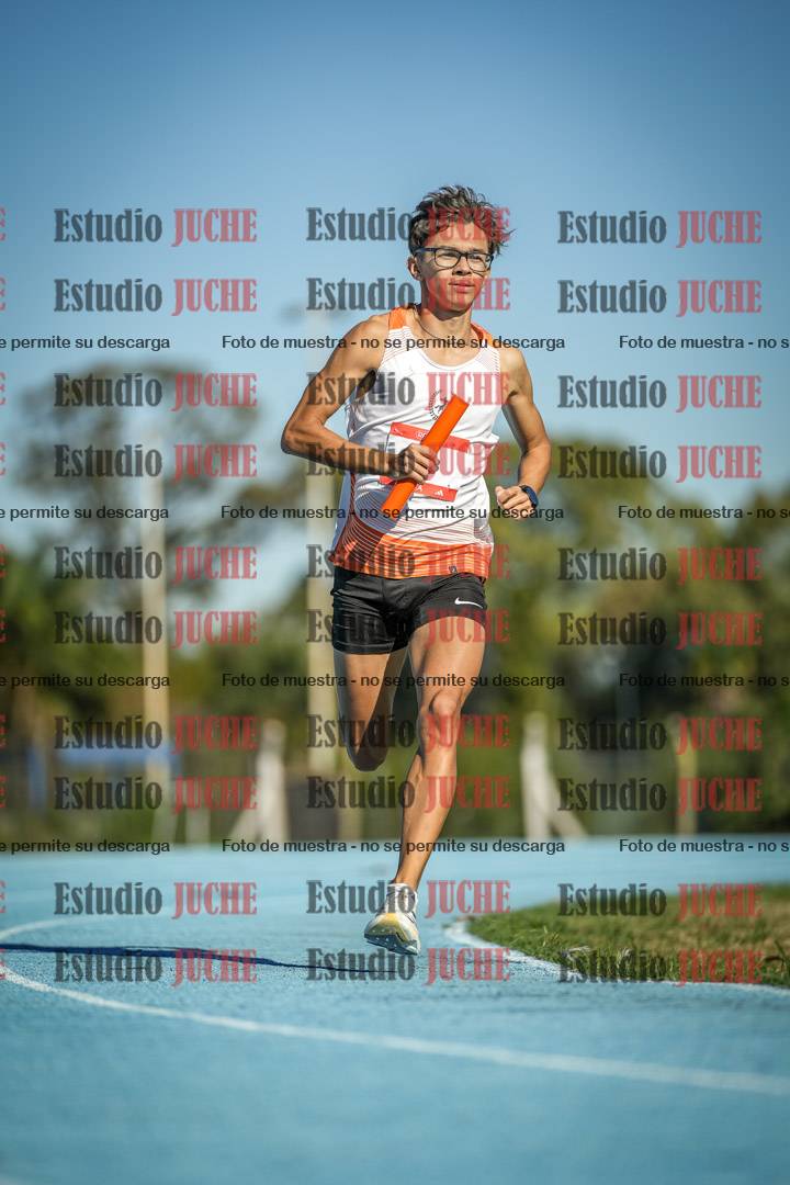 Fotos durante los relevos