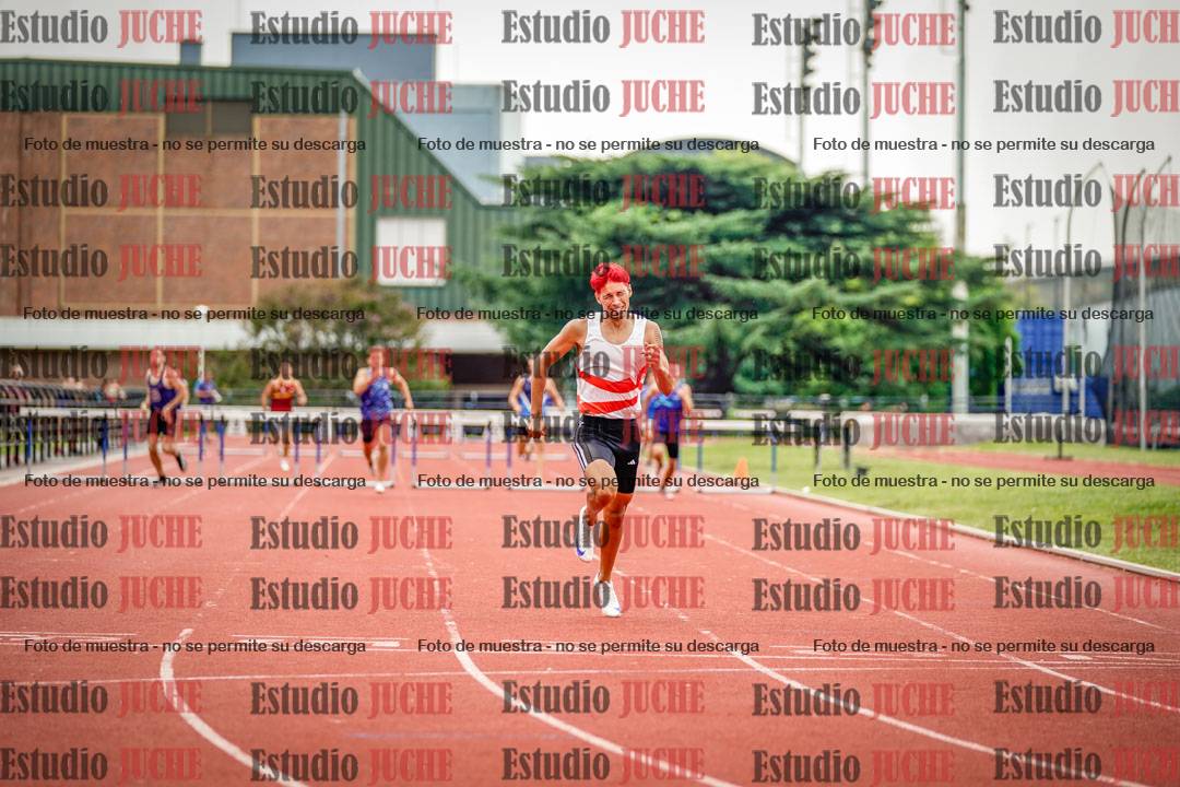 Fotos de los 400 m con vallas de varones