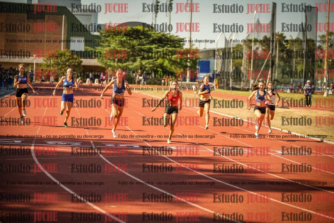 Fotos de los 100 m llanos de mujeres - FINAL U20