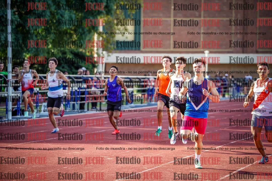 Fotos de los 400 m llanos de varones