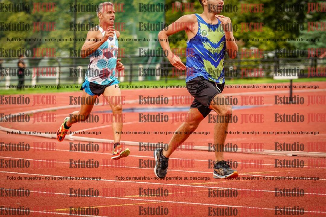 Fotos de los 400 m llanos de varones