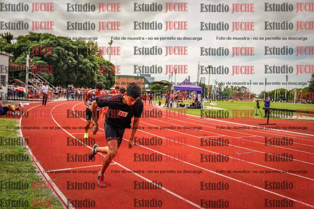 Fotos de los 800 m de varones