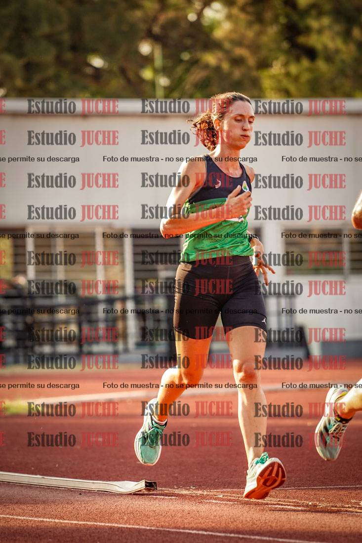 Fotos de los 5000 m llanos de mujeres y varones
