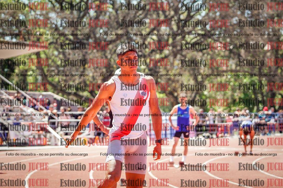 Fotos de los 400 m llanos de varones