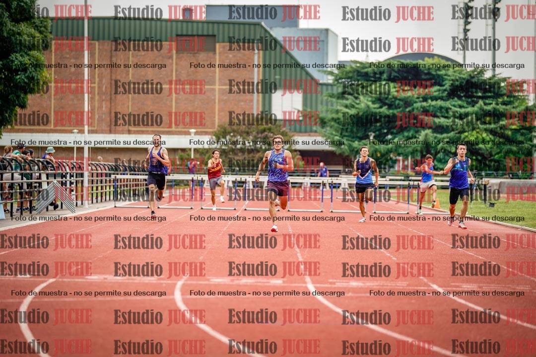 Fotos de los 400 m con vallas de varones
