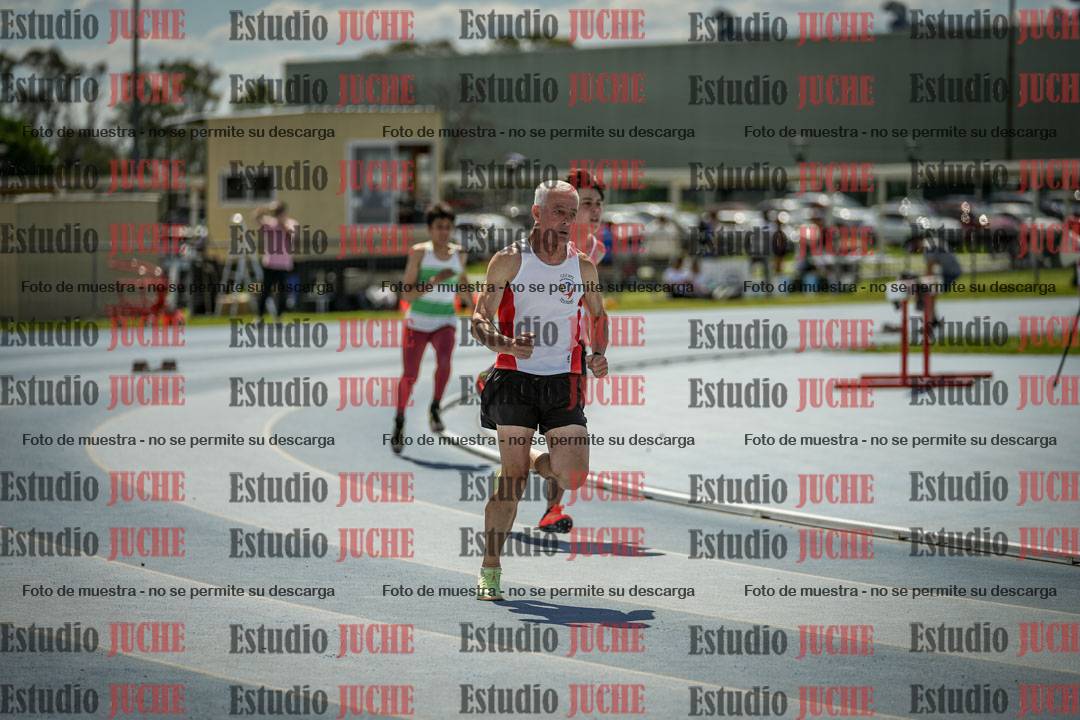 Fotos de los 400 m llanos de varones
