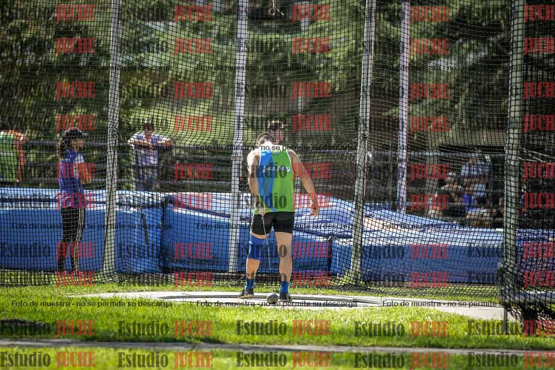 Fotos del lanzamiento de martillo de varones